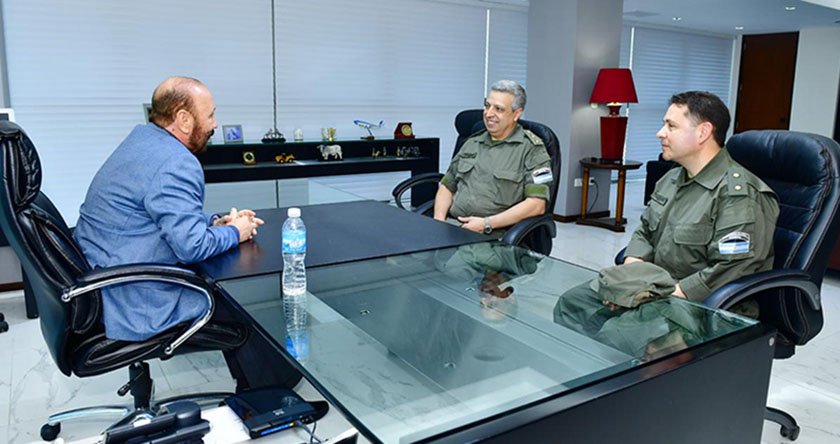 Insfrán en reunión con jefes de la Gendarmería Nacional