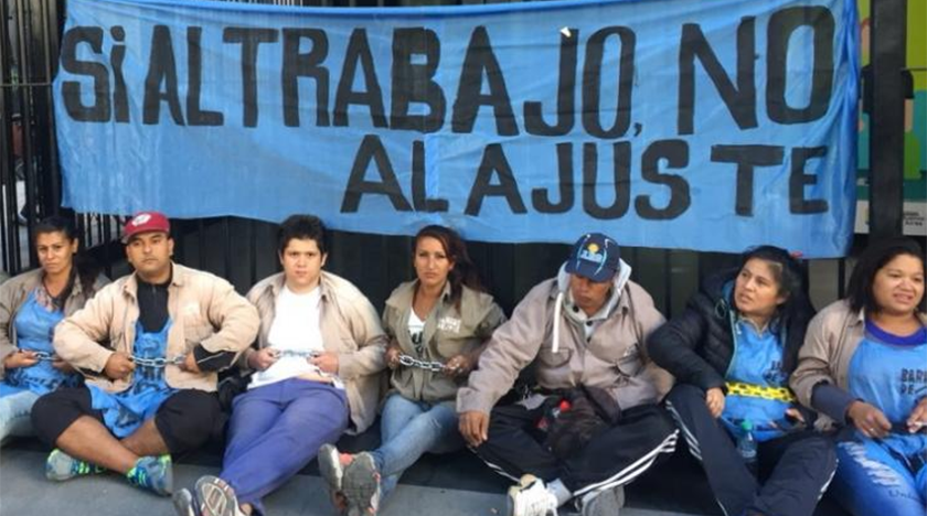 Ola de despidos y suspensiones en el sector privado