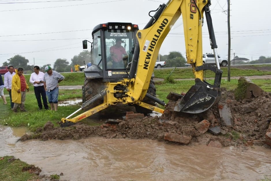 Las Lomitas: rápido accionar del Municipio y Gobierno ante subida de las aguas
