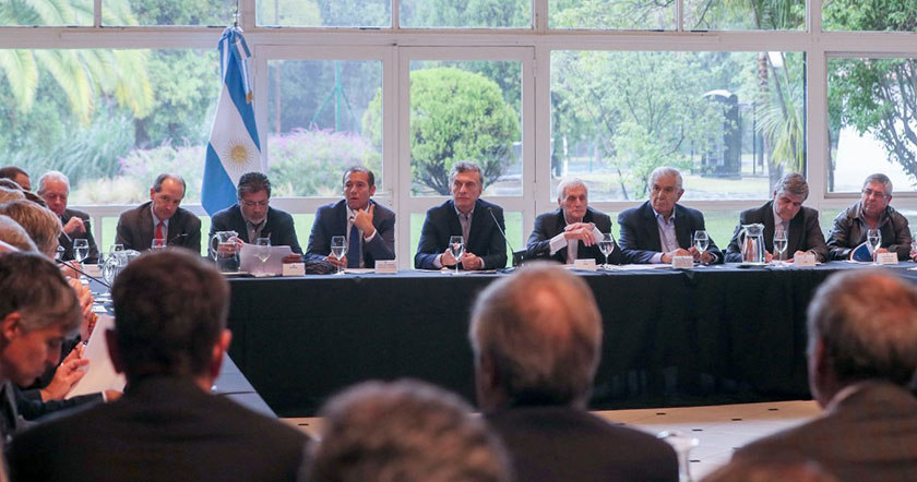 Macri: “Hay que acostumbrarse a convivir con esta volatilidad del dólar”