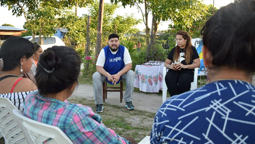 Candidatos “caminando hablando y escuchando”