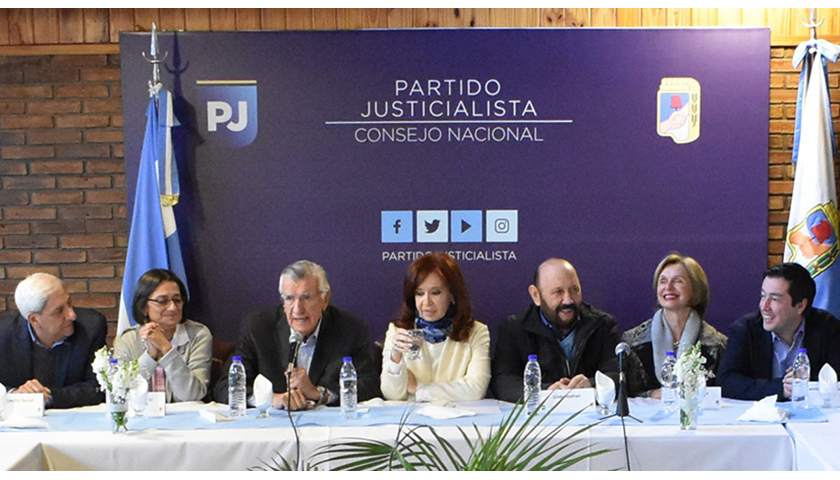 Insfrán en la mesa central de discusión del PJ hacia un gran frente patriótico