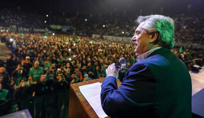 Alberto Fernández y su promesa a los jubilados: “El Estado va a subsidiar los medicamentos”