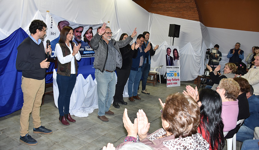 Encuentros de los candidatos del “modelo formoseño” con vecinos