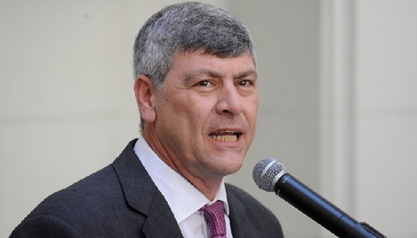 Buryaile acuso a Naidenoff y Hernández de mafiosos y patéticos