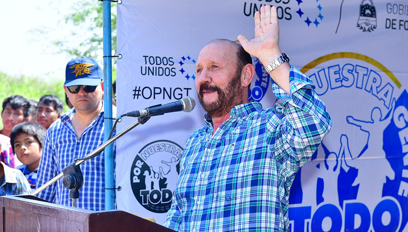 Insfrán acusó al Gobierno de Macri de calificar de “vuelos furtivos” al avión de la Gobernación formoseña