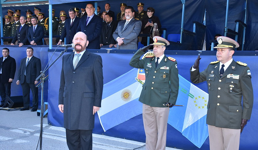 Insfrán presidió acto del 81° aniversario de Gendarmería