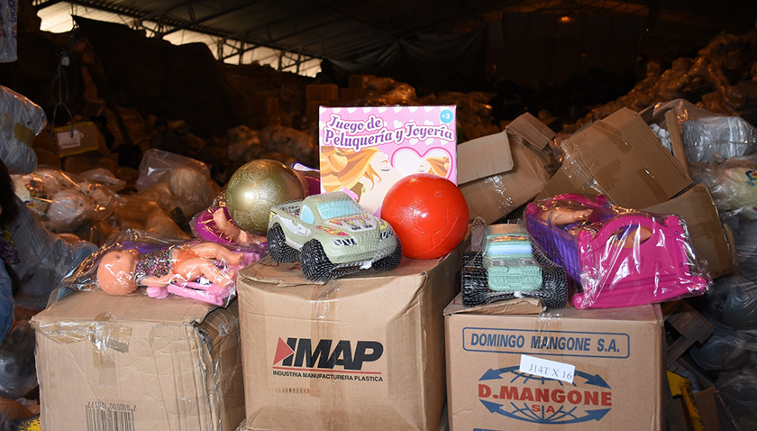 Regalan 250 mil juguetes a niños por su día