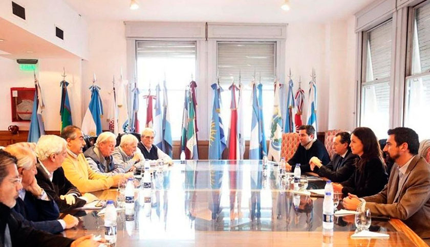 La CGT negocia con el Gobierno un bono de $5 mil para los trabajadores