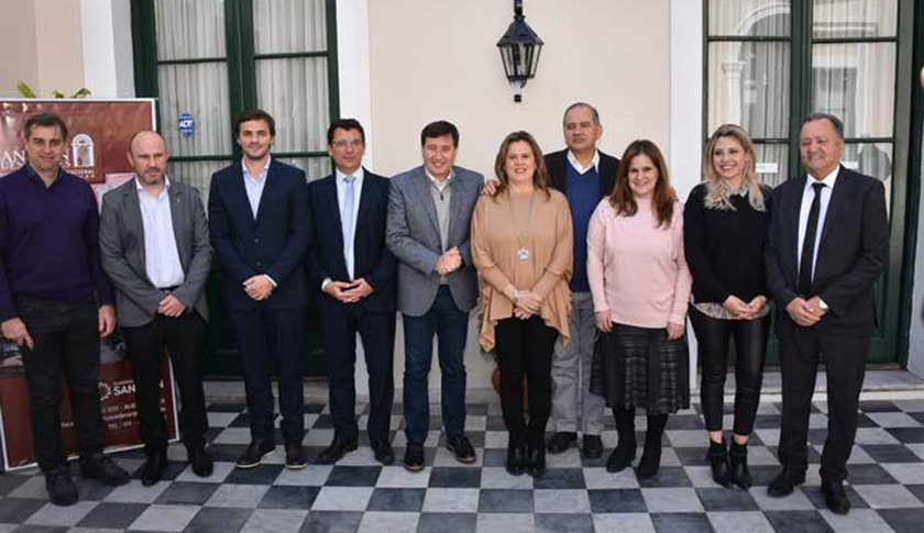 Medidas adoptadas por la provincia amortiguan el impacto de la crisis nacional
