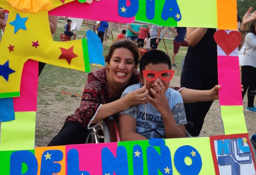 Niños en tratamiento de rehabilitación fueron homenajeados por el hospital de Las Lomitas