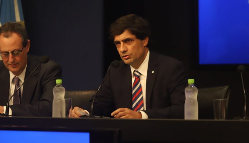 Cepo parcial: se podrán comprar hasta u$s 10.000 por mes sin autorización del Central