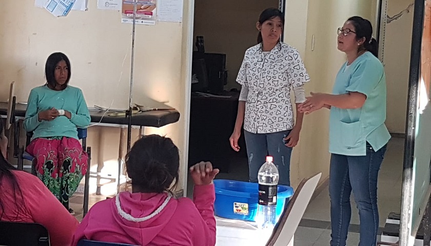 Enseñan a la comunidad la importancia del lavado de manos para prevenir enfermedades