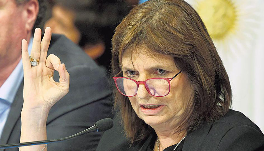 Patricia Bullrich: “Si pasan hambre, tienen los comedores”