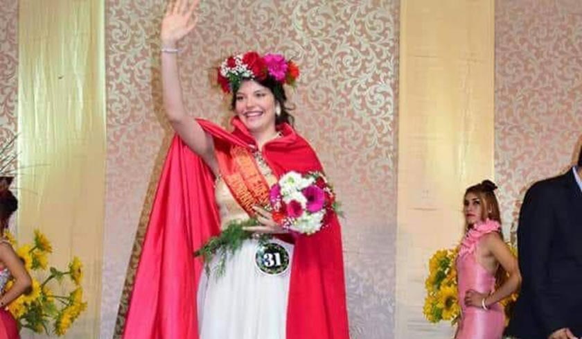 Esta noche estudiantes elegirán a su Reina