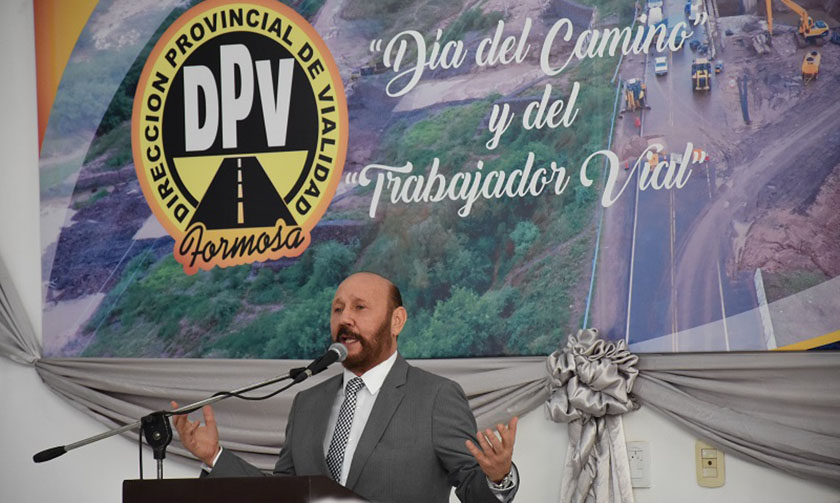 “Si no cambia la política económica, no hay solución para el país”, dijo Insfrán