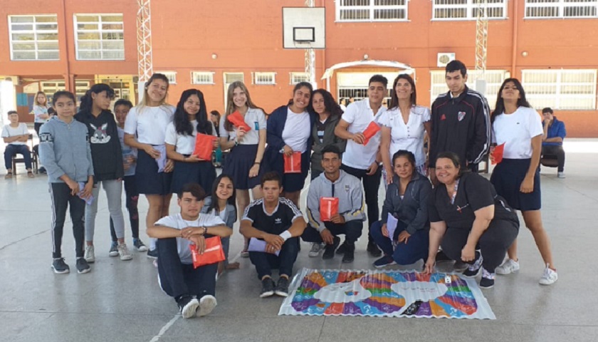 Charla sobre educación sexual en colegios secundarios