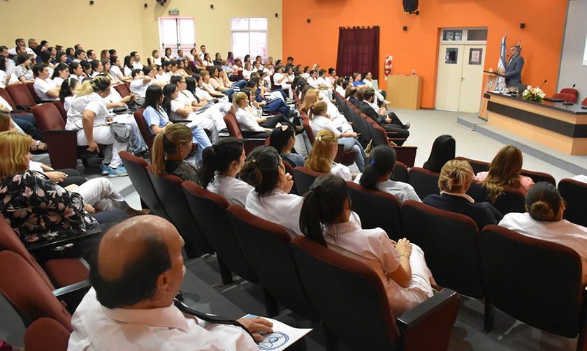 Jornada de capacitación sobre coach ontológico profesional para personal de la salud