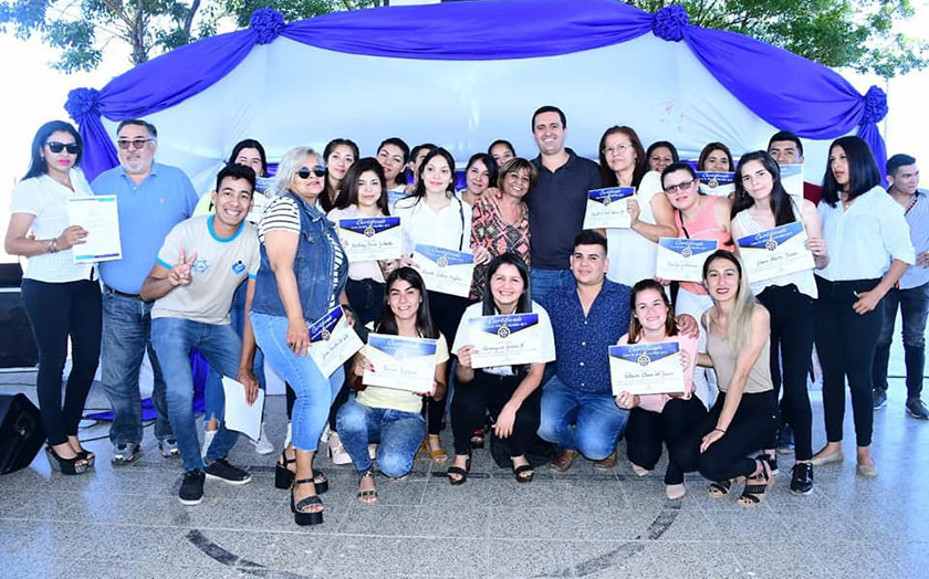 La Casa de Estudiantes del Interior entregó certificados de capacitaciones
