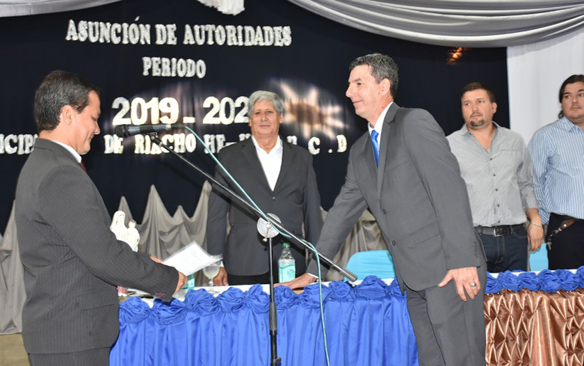 Riacho He Hé: Solalinde asumió nuevo mandato como intendente
