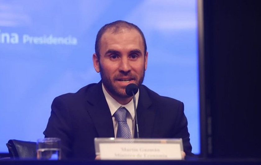 Guzmán: “Estamos trabajando sin pausa para resolver la crisis de deuda pública externa”