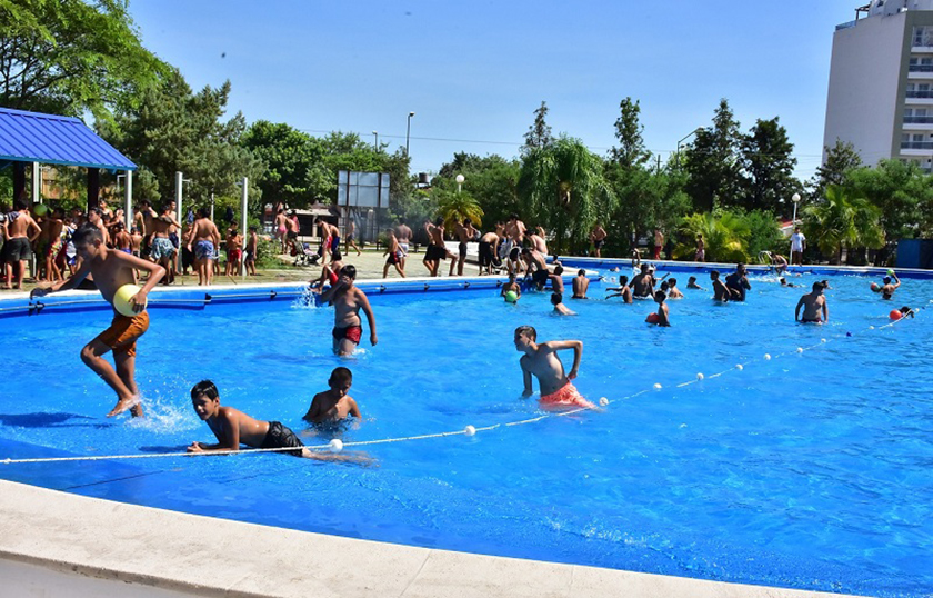 Iniciaron colonias de vacaciones organizadas por el Gobierno provincial