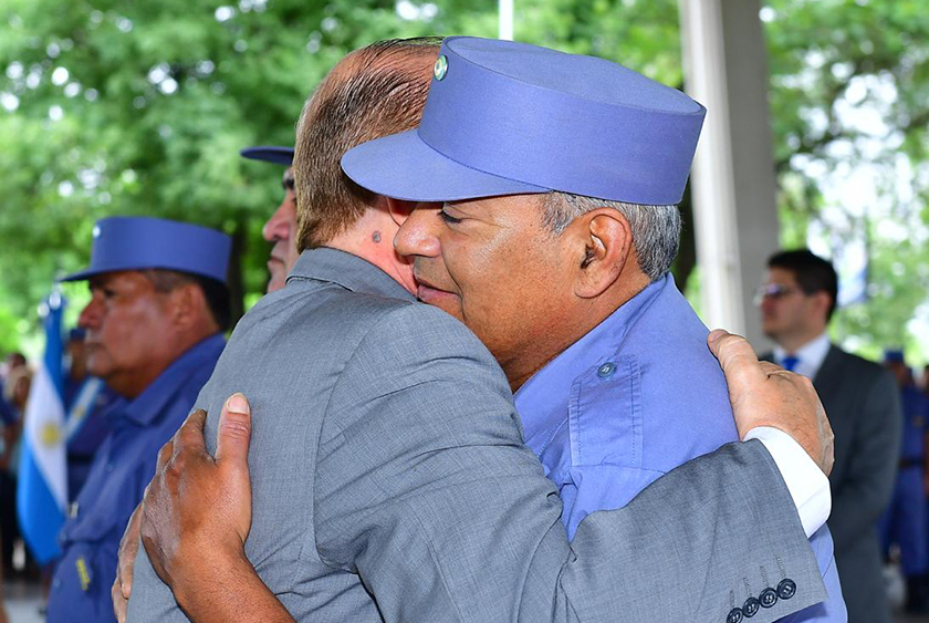 Insfrán encabezó el acto de ascensos de casi 760 policías de la provincia