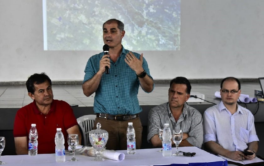 Importante reunión entre gobierno y productores en Las Lomitas