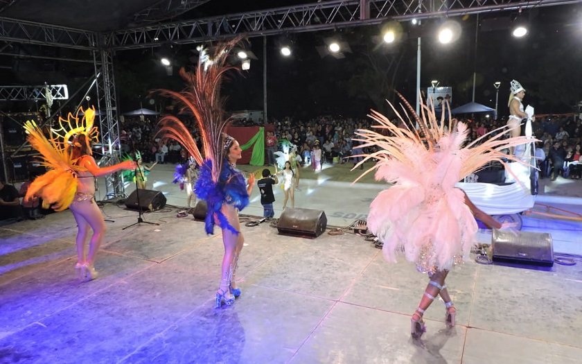 Sorprendieron los renovados carnavales de Estanislao del Campo