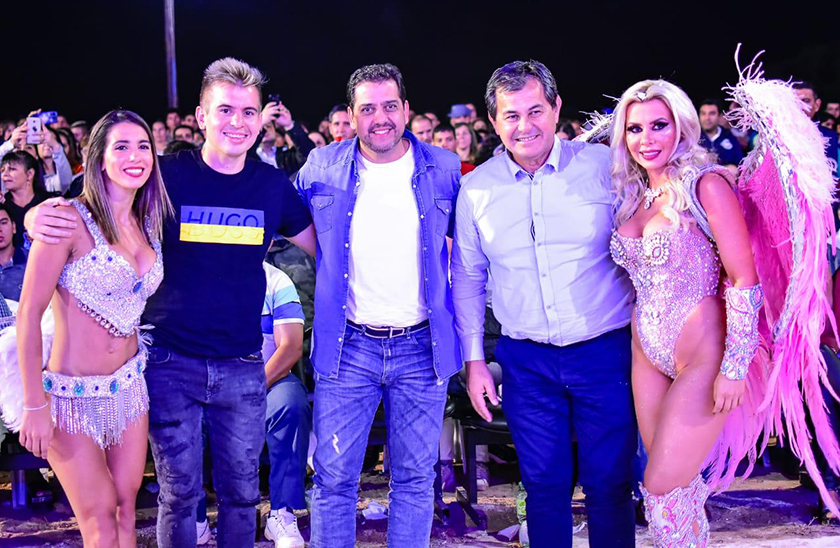 Multitudinario e histórico carnaval de Las Lomitas