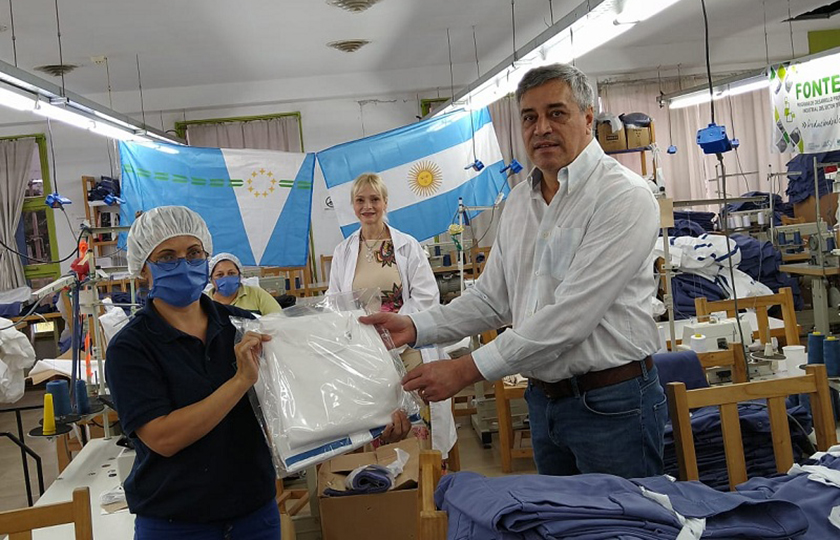 Primera entrega del FONTEX al Ministerio de Desarrollo Humano
