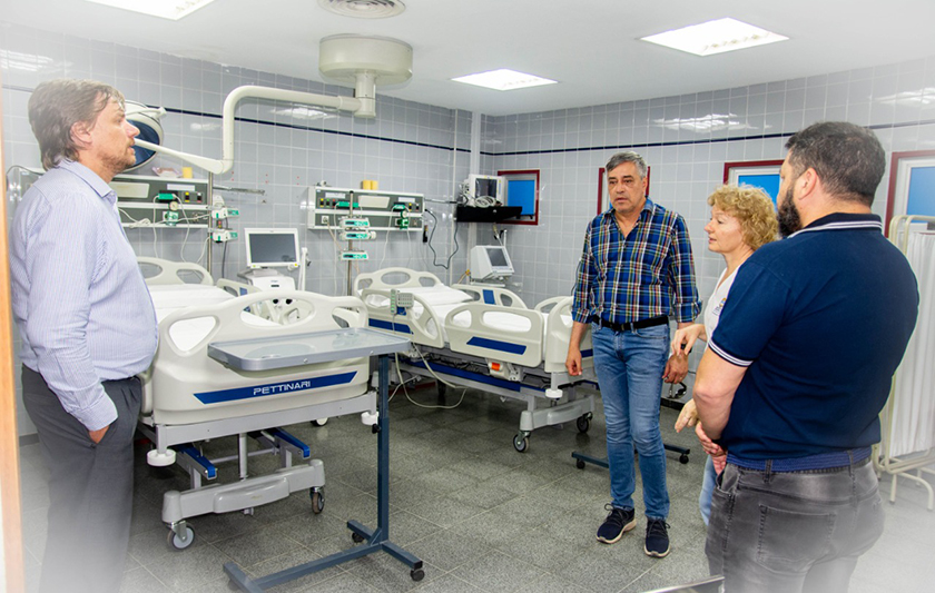 Décima supervisó la puesta a punto de nuevos puestos de terapia intensiva en diferentes lugares de la provincia