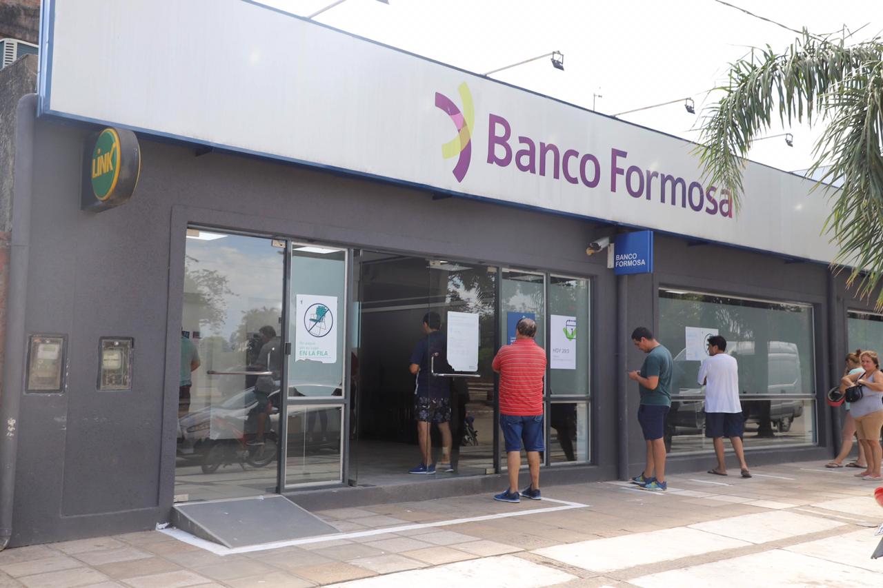 Banco de Formosa abrirá el sábado (0,1) y el domingo(2,3) para pagar a jubilados y pensionados sin débito