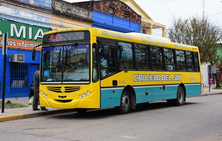 Colectivos: Se levantó el paro y el servicio se normalizó en la ciudad capital