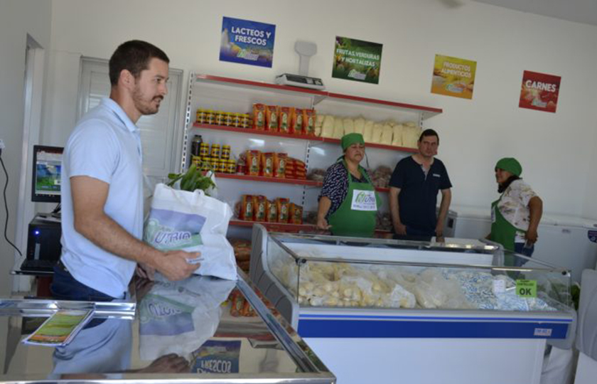 Nutrir: Comenzó la distribución normalmente de alimentos frescos producidos en la provincia