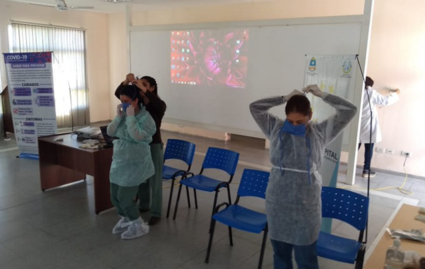 Personal de Salud se capacita en manejo de casos sospechosos de COVID-19