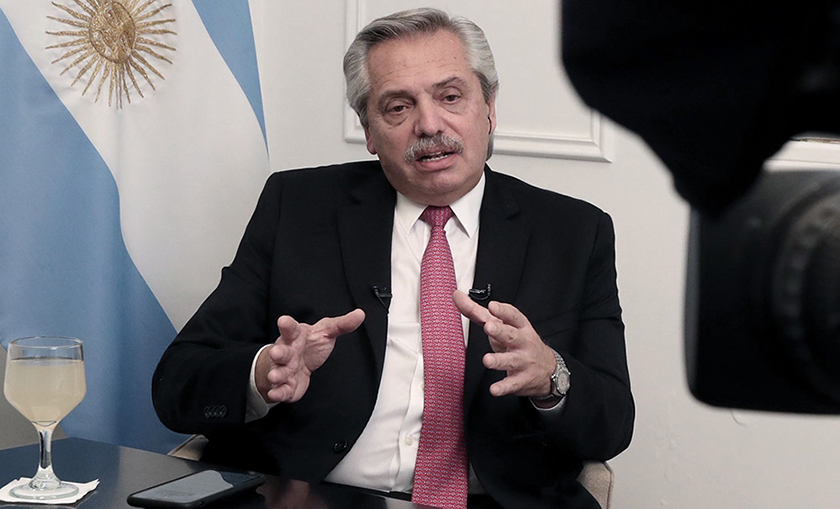 El Presidente destacó el lanzamiento de línea directa de WhatsApp para casos de violencia de género