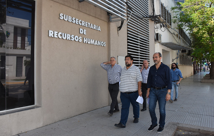 Más de ochocientas personas tramitaron el permiso para volver a la provincia