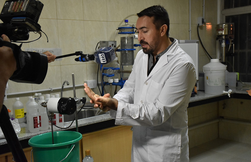 Proyecto de fabricación de alcohol en gel se desarrolla en la UNaF