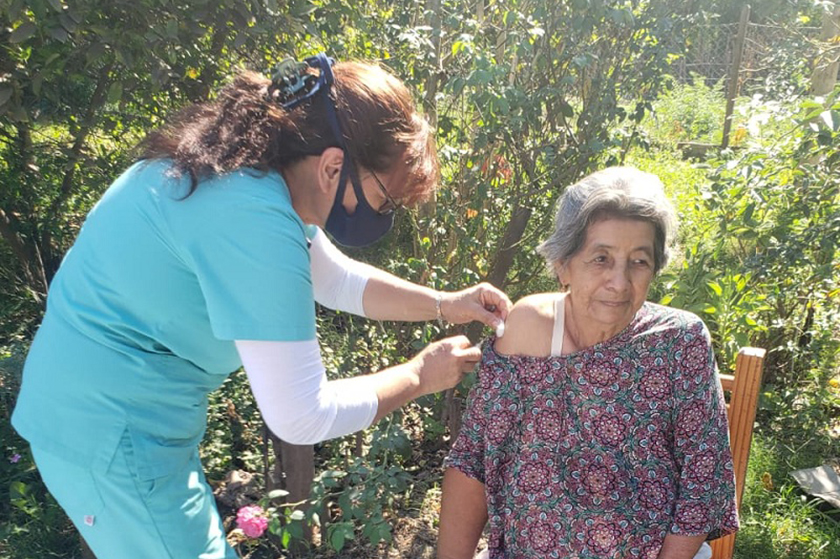 La campaña antigripal invierno 2020 avanza en localidades y colonias rurales de la provincia