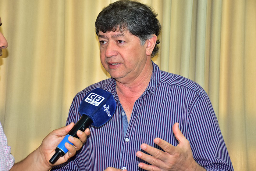 Hugo Arrúa: “Al beneficio de la pensión, le sumamos $ 900 de mercaderías”