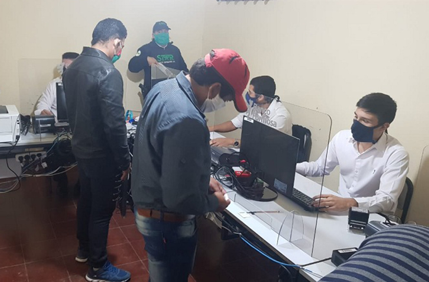 Mansilla: Sin inconvenientes cobraron 600 beneficiarios del IFE