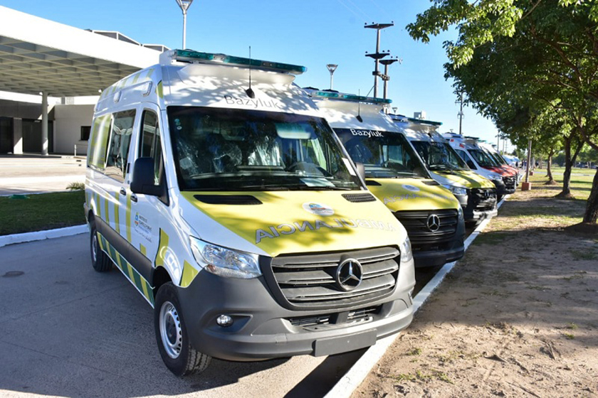 El IASEP recibió ambulancias y dos utilitarios