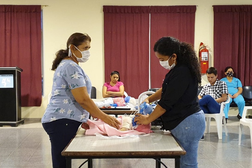 Prosigue el entrenamiento para la atención de posibles pacientes COVID-19