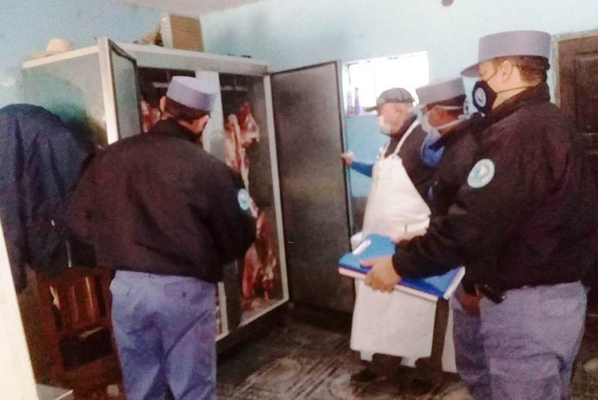 La Policía realizó control de carnicerías en El Espinillo
