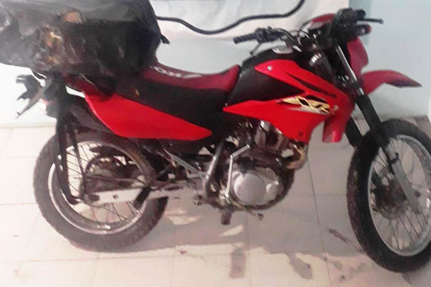 La Policía secuestró cigarrillos sin aval aduanero y tres motocicletas
