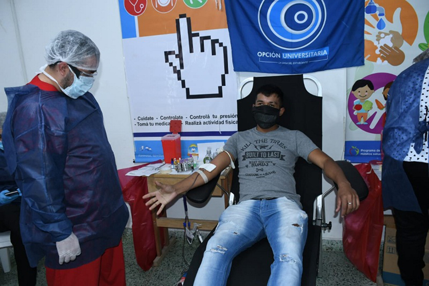 Organizan colecta de sangre, que reunió a 25 donantes voluntarios