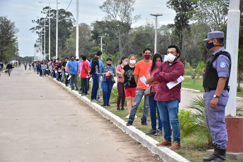 Sin inconvenientes, 750 personas cobraron el IFE2 en Misión Tacaaglé