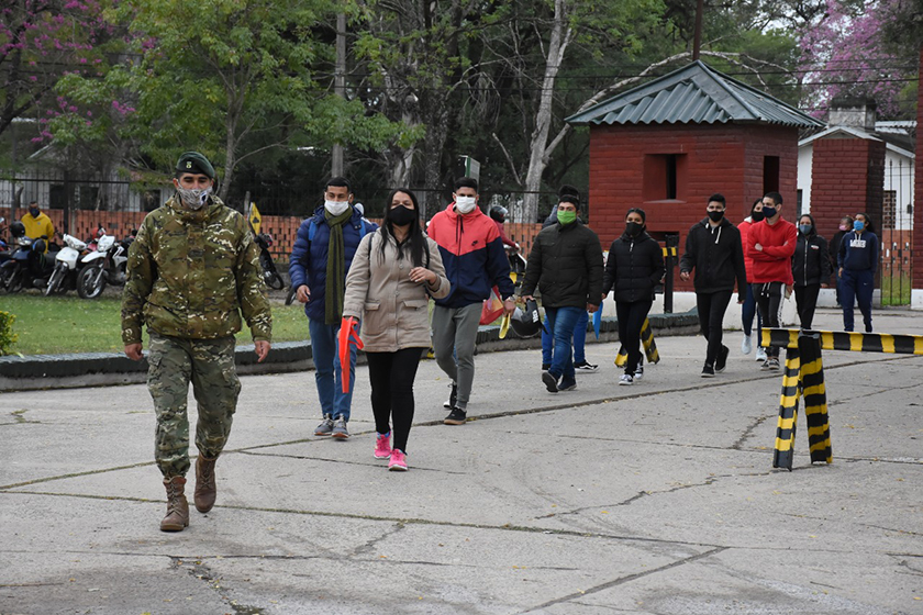 Continúa abierta la preinscripción para aspirantes a soldados voluntarios en el RIM29