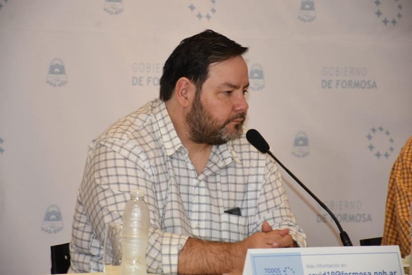 Bibolini explicó la importancia de usar barbijo aún sin circulación comunitaria del virus